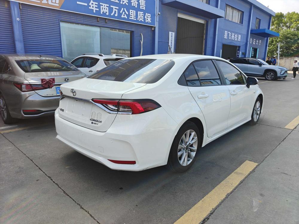 Toyota Corolla 2025 car image #6
