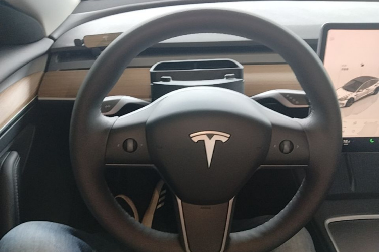 Tesla Model 3 2023 #11 Tesla Model 3 2023 immagine di auto #11