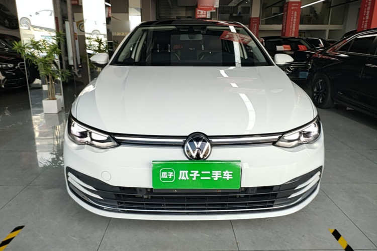 Volkswagen Golf 2023 #3 Volkswagen Golf 2023 car image #3