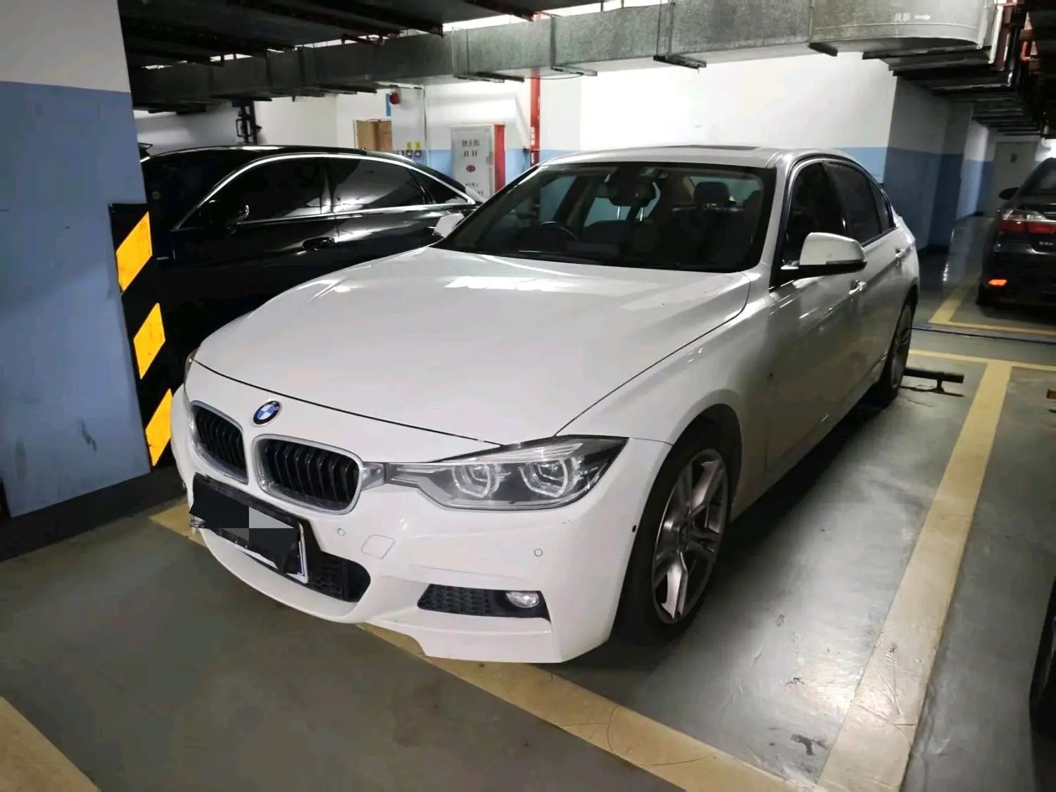 BMW 3 Series 2018 car image 