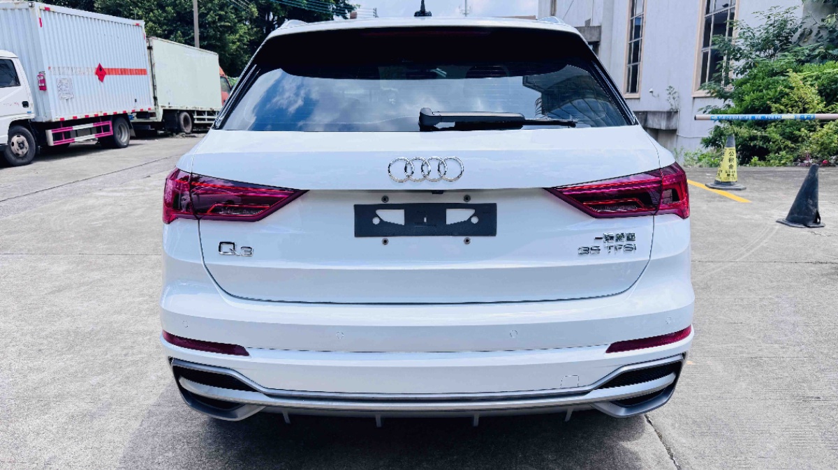 Audi Q3 2022 #5 Audi Q3 2022 car image #5