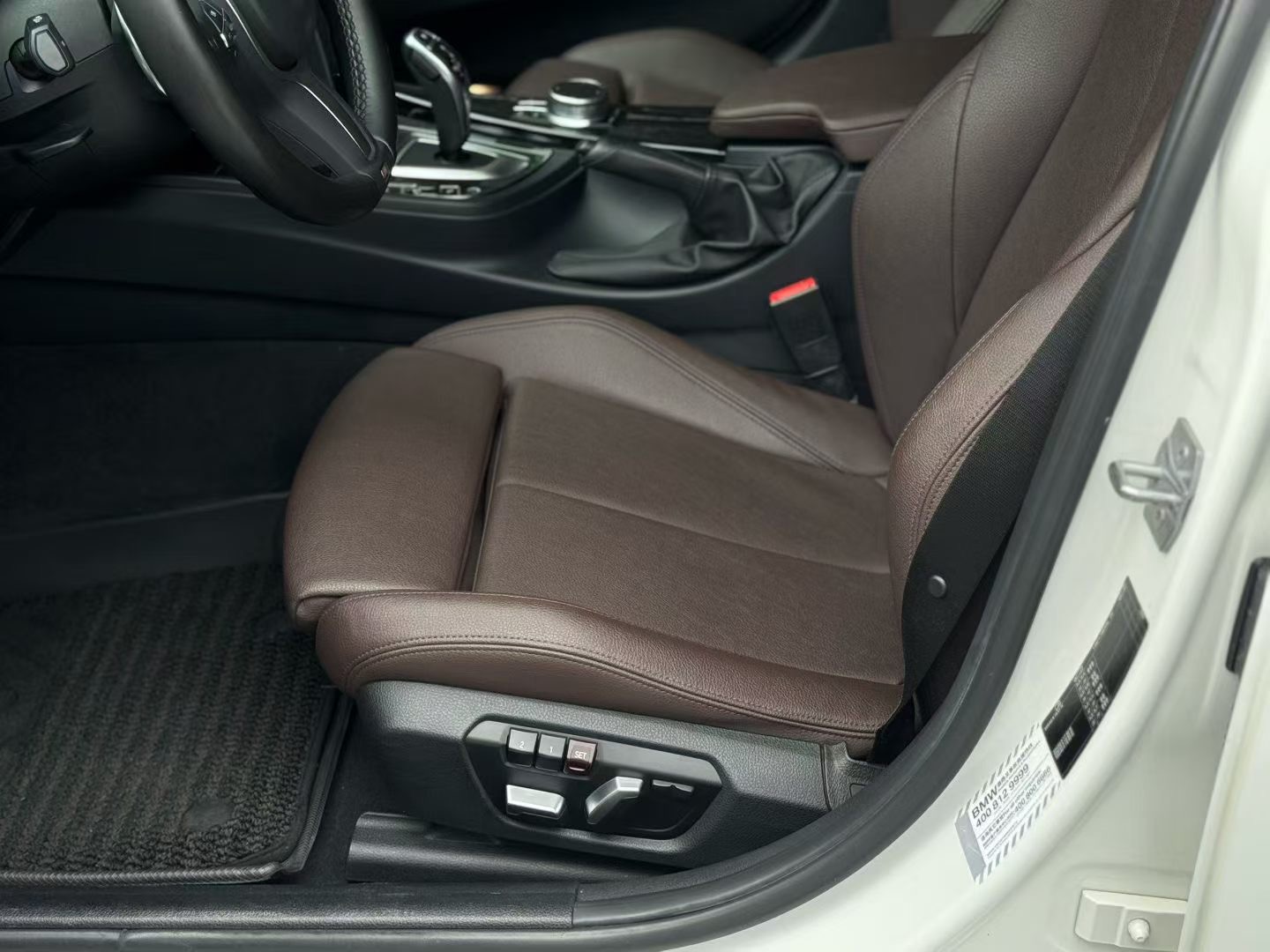 BMW 3 Series 2019 #10 BMW 3 Series 2019 car image #10