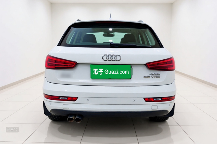Audi Q3 2017 car image #6