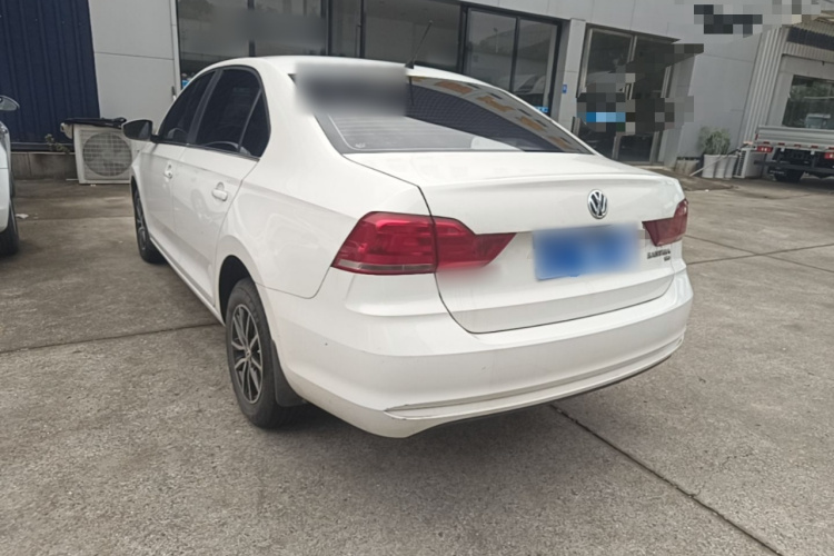 Volkswagen Santana 2018 car image #5