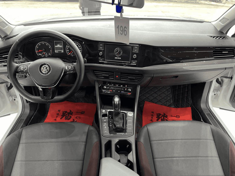 Volkswagen Bora 2020 car image #7