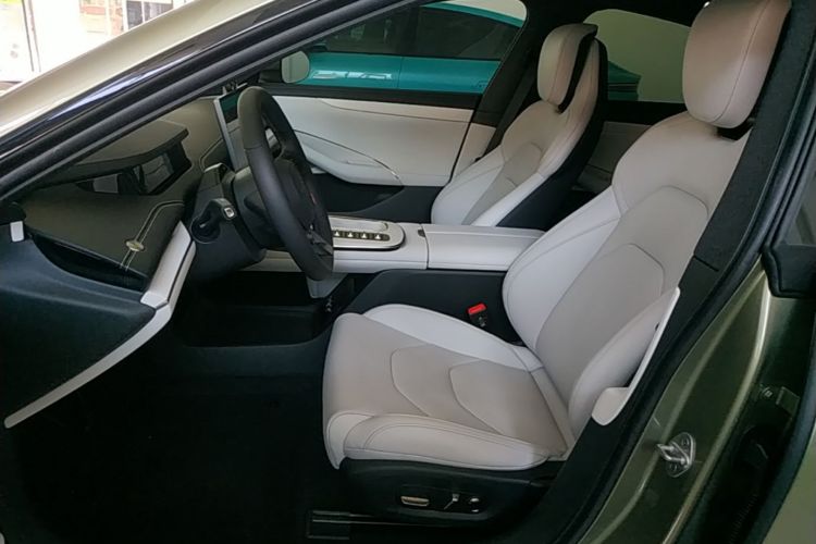 MI SU7 2024 car image #15