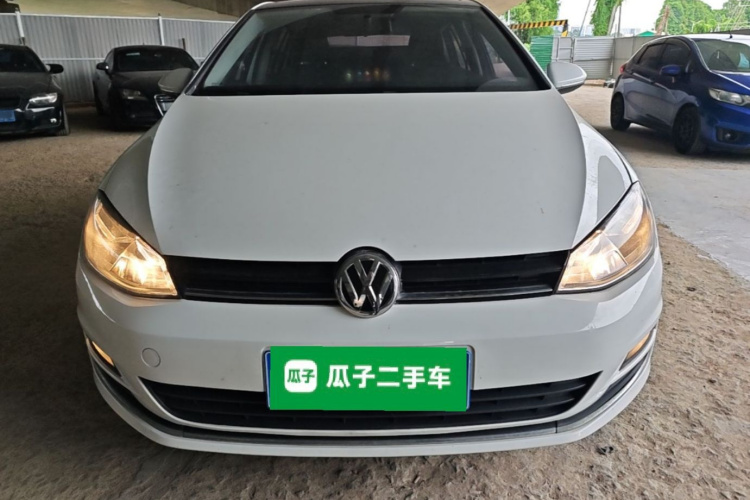 Volkswagen Golf 2016 car image #3