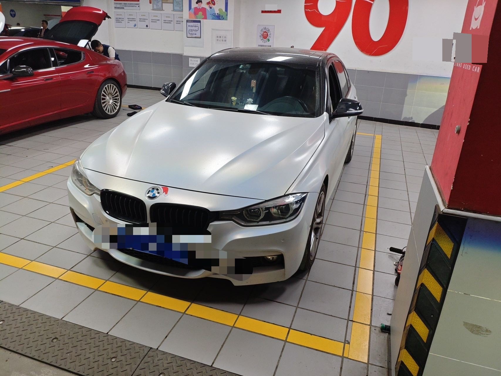 BMW 3 Series 2018 car image 