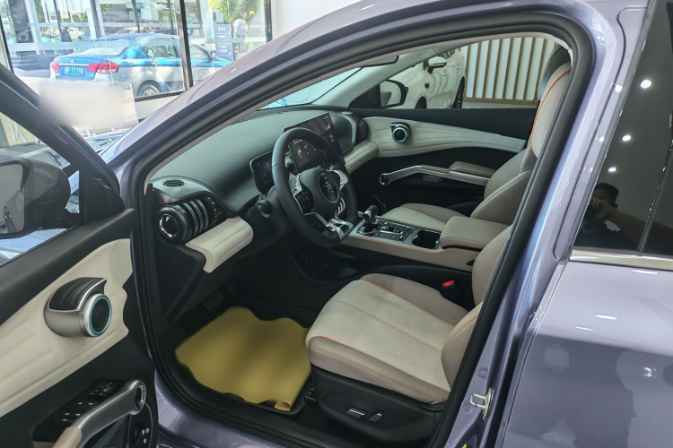 BYD Yuan Plus 2023 car image #12