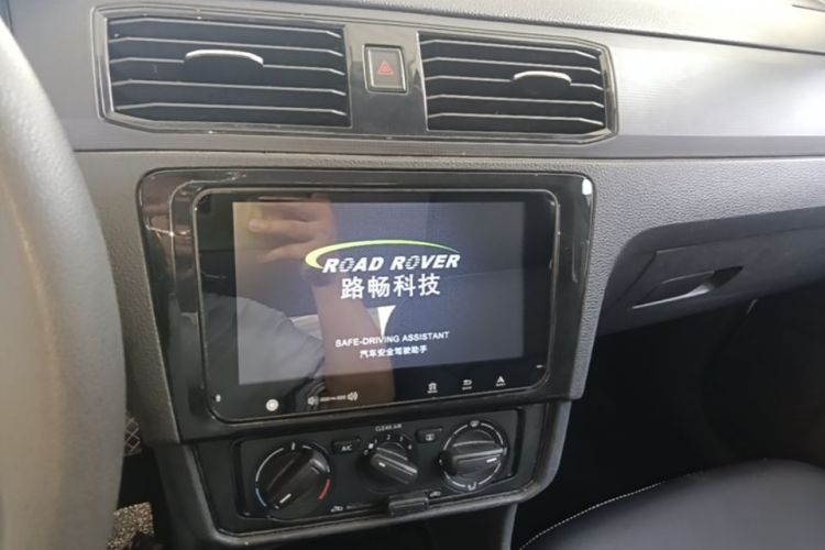 Volkswagen Santana 2019 car image #13