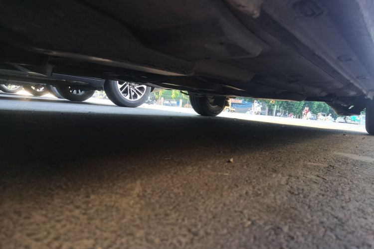 Volkswagen Santana 2017 car image #26