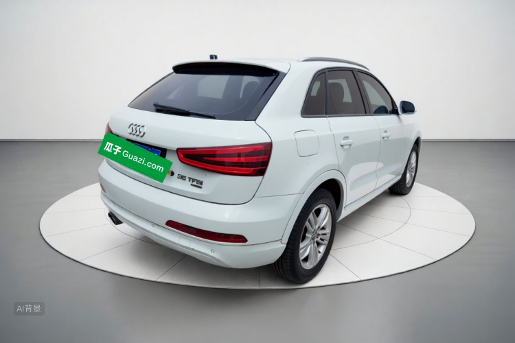 Audi Q3 2015 car image #7