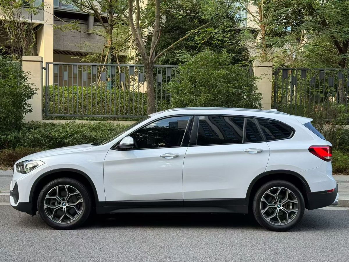 BMW X1 2022 #3 BMW X1 2022 car image #3