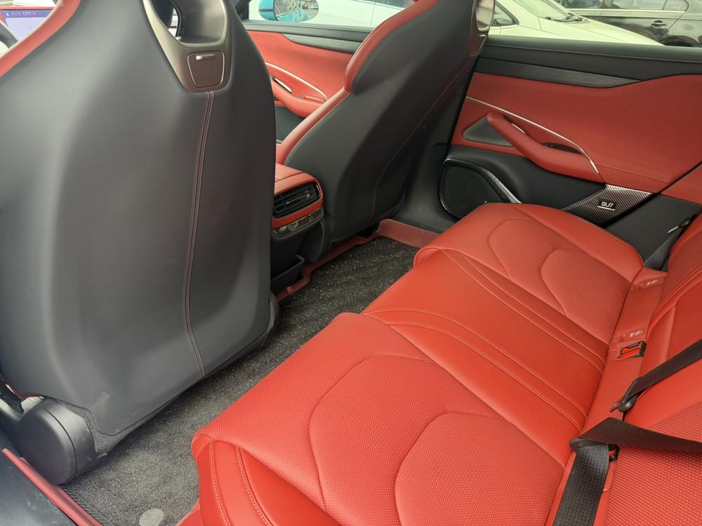MI SU7 2024 car image #23