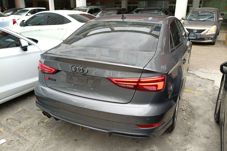 Audi A3 2019 car image #7