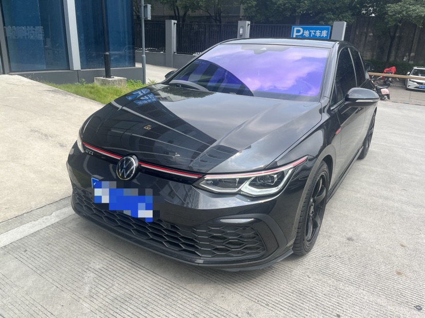 Volkswagen GolfGTI 2022 Volkswagen GolfGTI 2022 immagine di auto