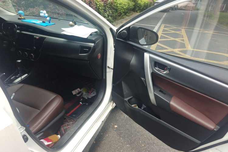 2015 #27 2015 car image #27