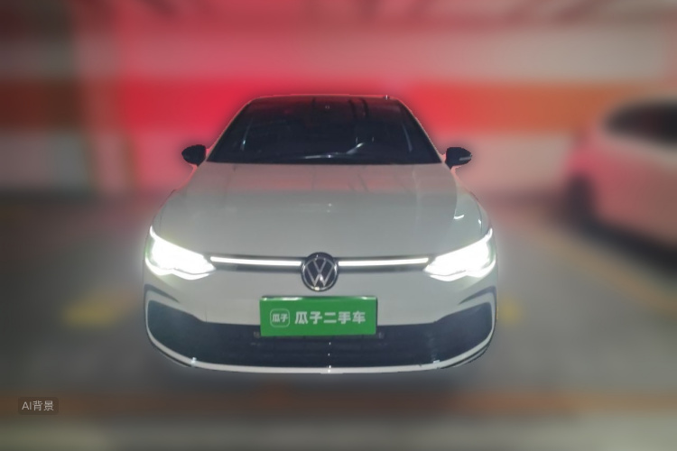 Volkswagen Golf 2022 car image #3