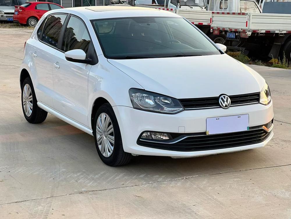Volkswagen Polo 2019 car image #3