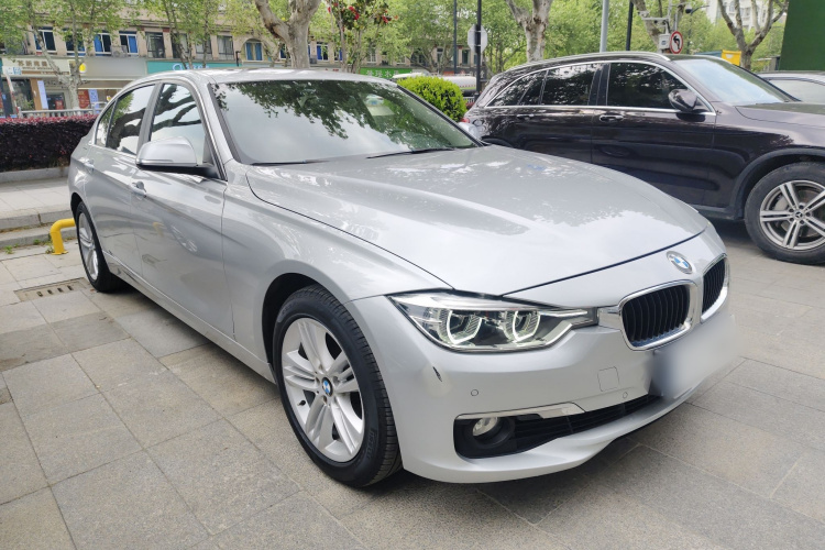 BMW 3 Series 2018 #4 BMW 3 Series 2018 car image #4