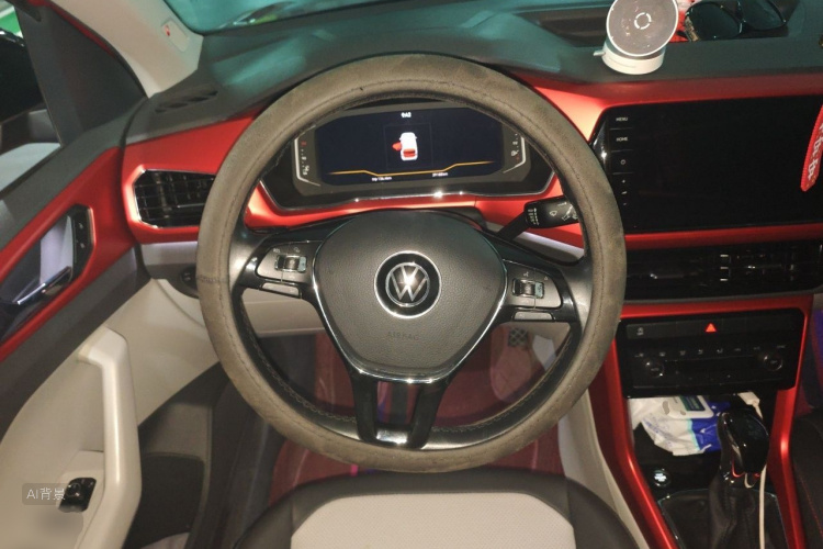 Volkswagen T-Cross 2021 car image #12