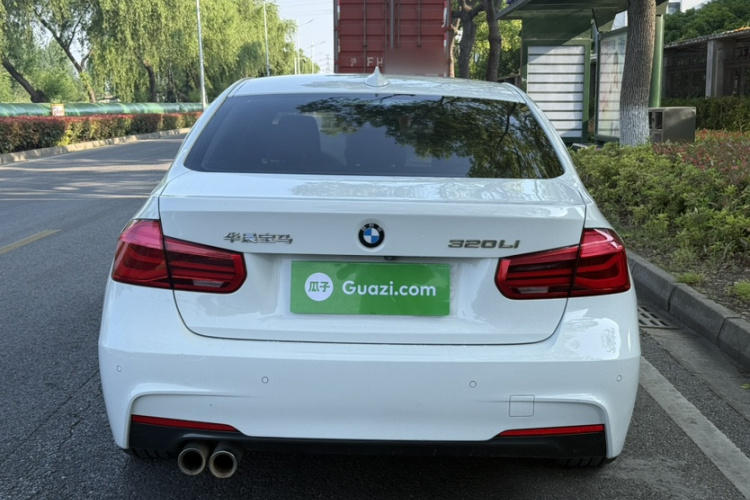 BMW 3 Series 2017 car image #3