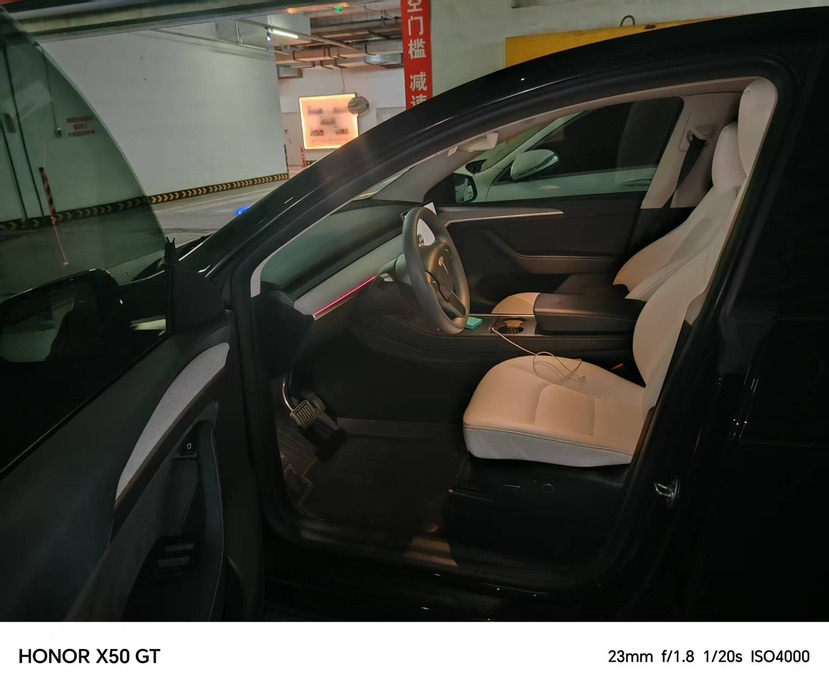 Tesla Model Y 2023 #2 Tesla Model Y 2023 car image #2