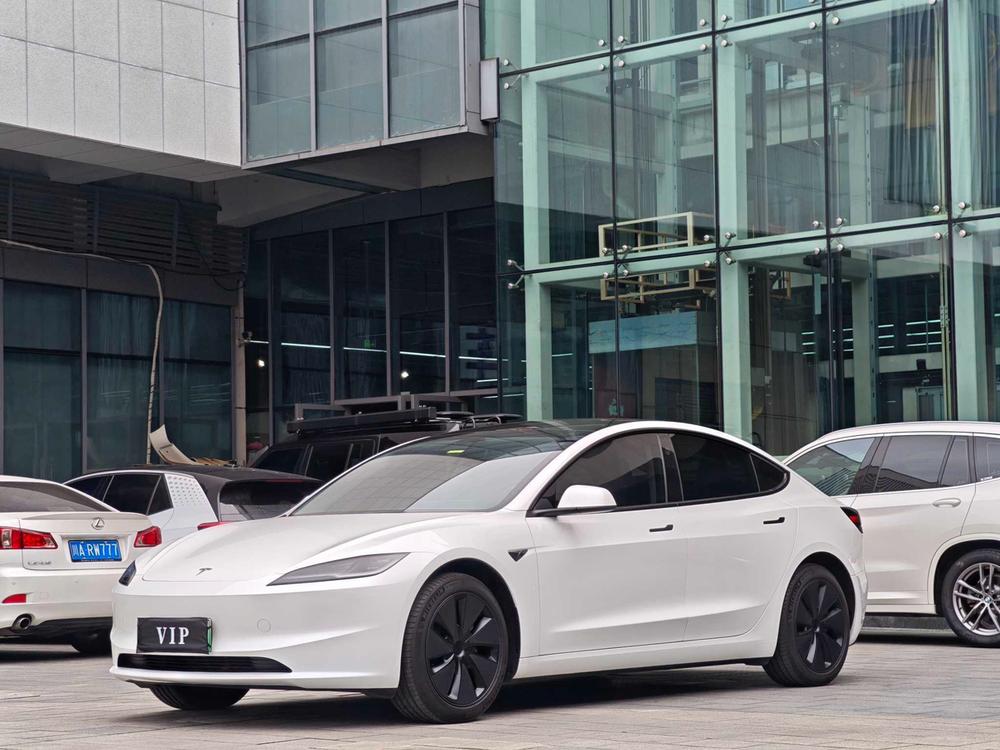 Tesla Model 3 2024 #14 Tesla Model 3 2024 car image #14