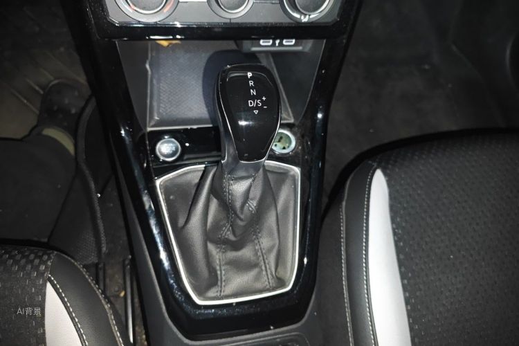 Volkswagen Tacqua 2021 immagine di auto #16