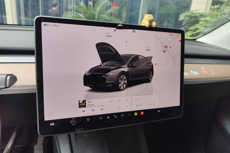 Tesla Model Y 2022 #12 Tesla Model Y 2022 car image #12