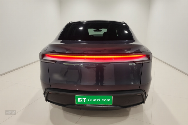 Tesla Model Y 2025 car image #6