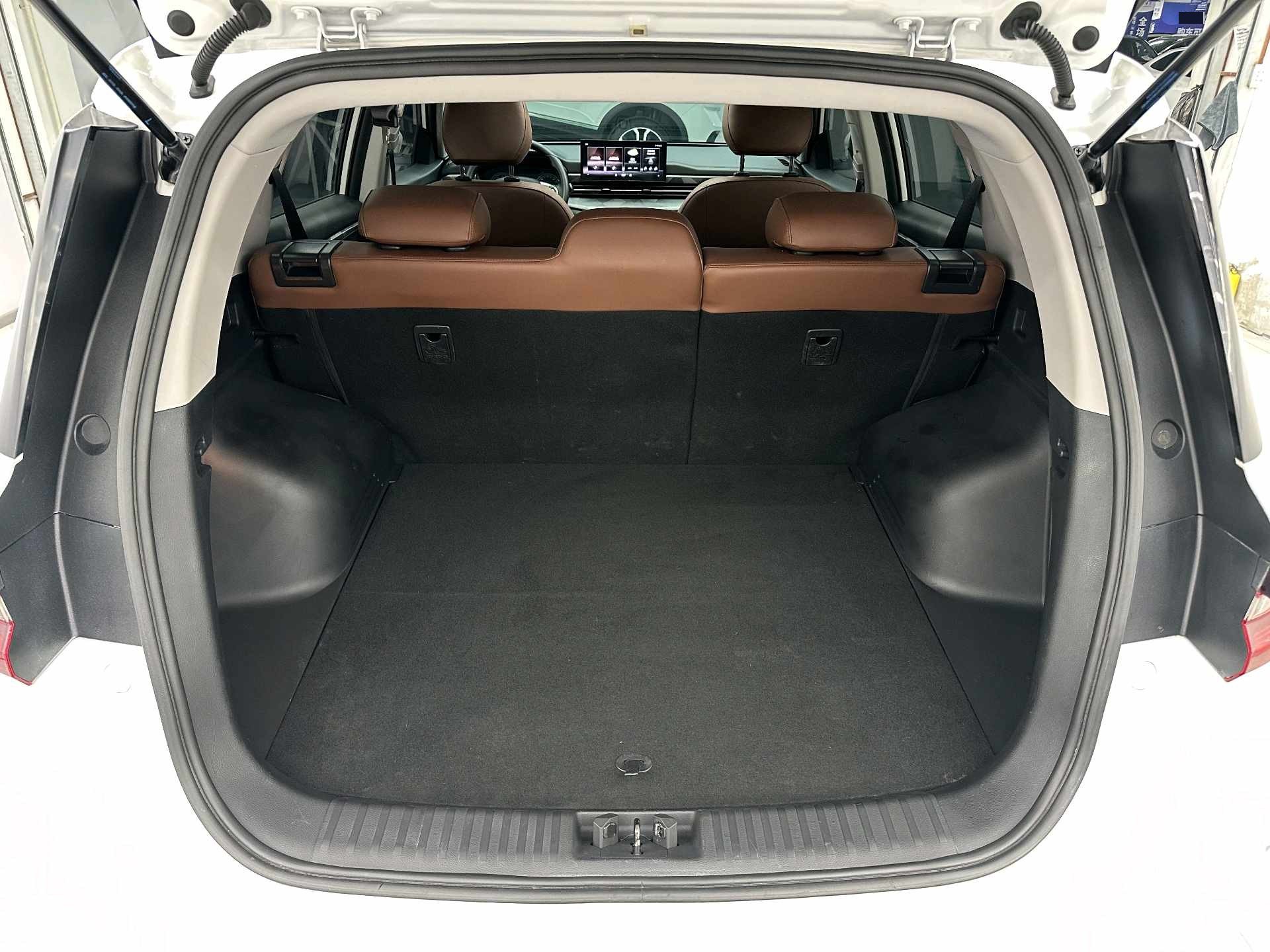 GEELY Vision X6 2023 imagem de carro #16