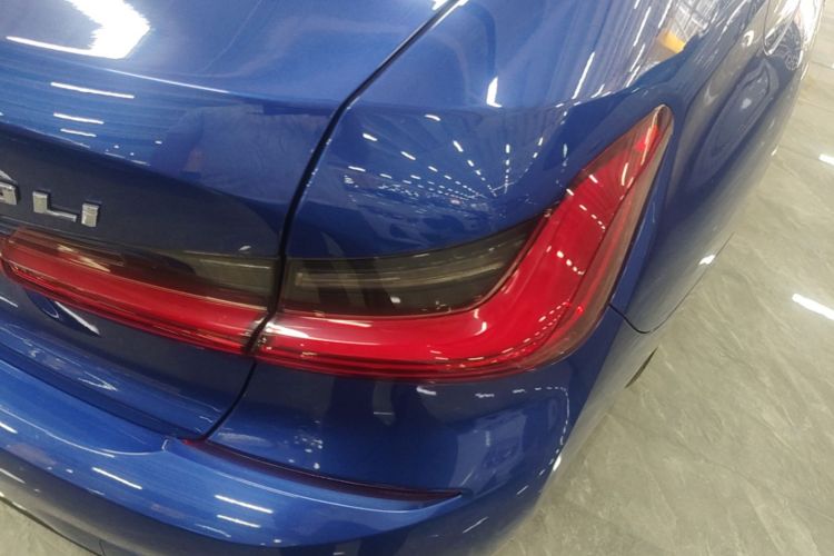 BMW 3 Series 2021 #8 BMW 3 Series 2021 car image #8