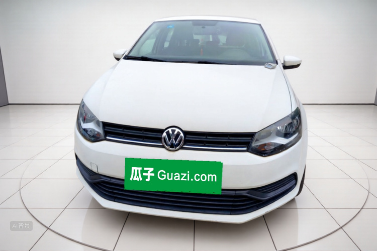 Volkswagen Polo 2015 car image #3