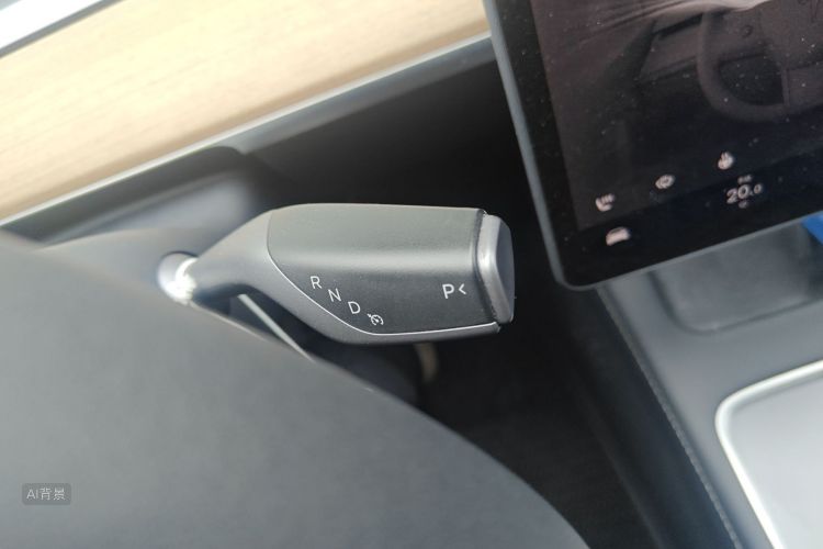 Tesla Model Y 2022 #16 Tesla Model Y 2022 car image #16