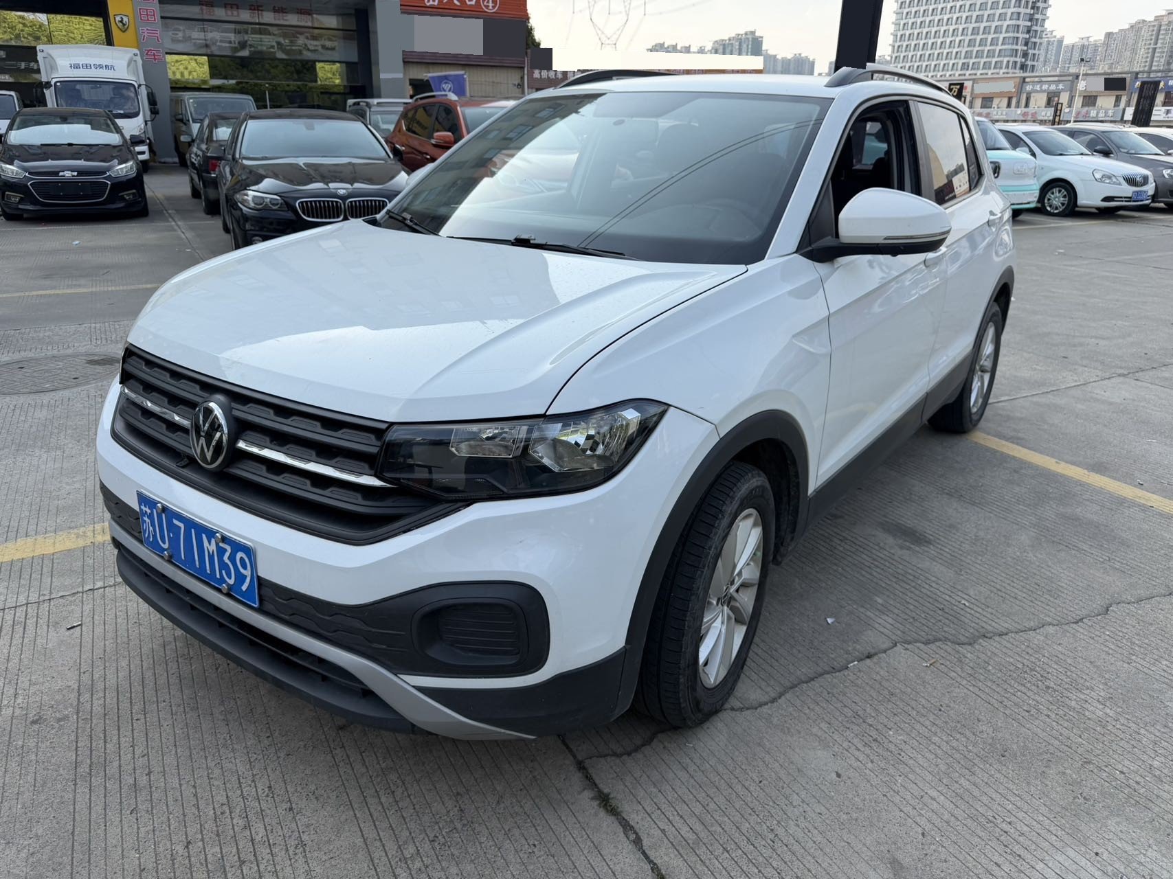 Volkswagen Tacqua 2021 car image 