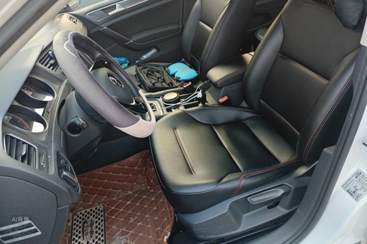 Volkswagen Golf 2015 car image #17