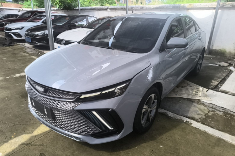 GEELY Emgrand L HiP 2022 car image #2