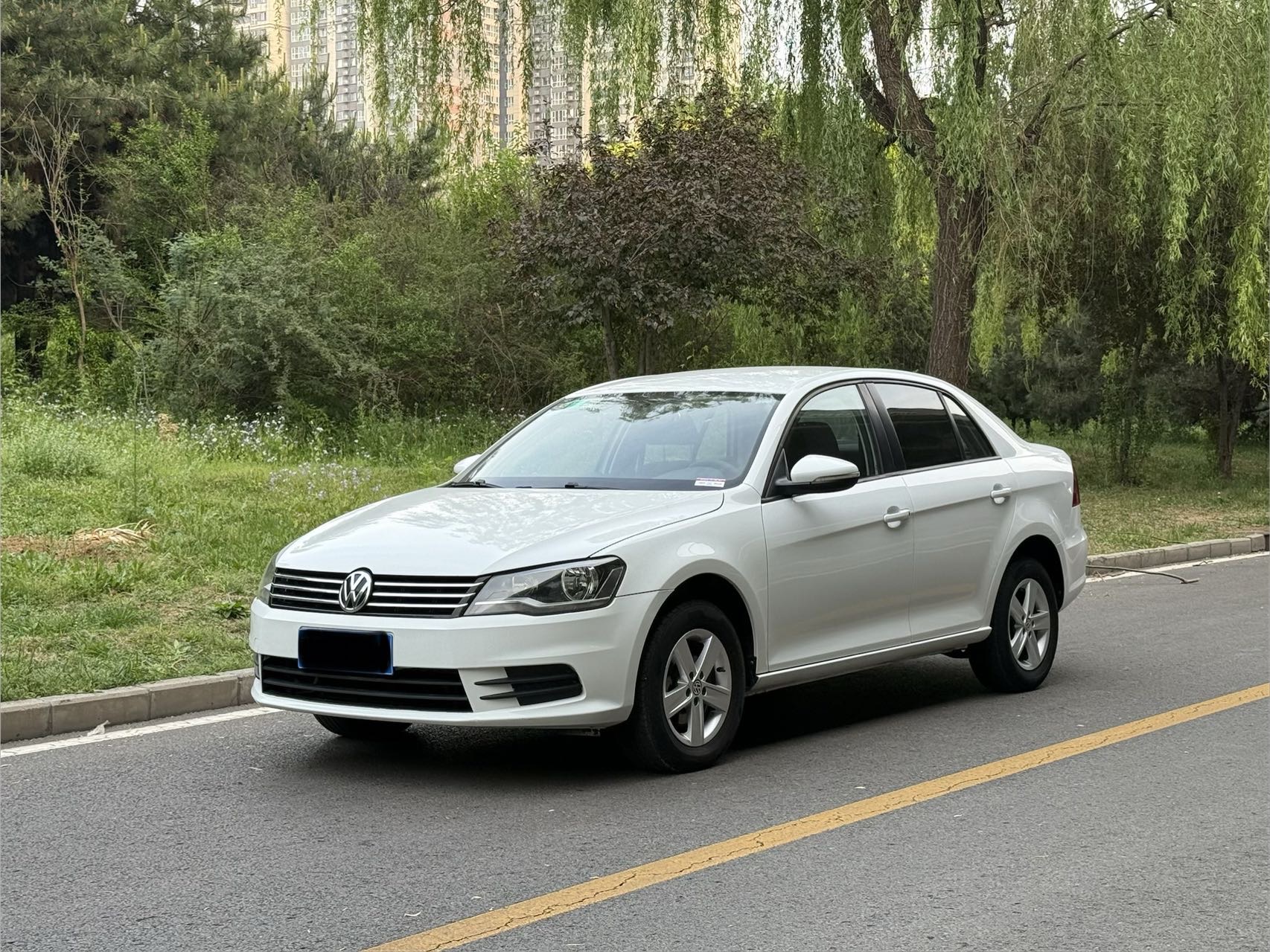 Volkswagen Bora 2015 Volkswagen Bora 2015 car image