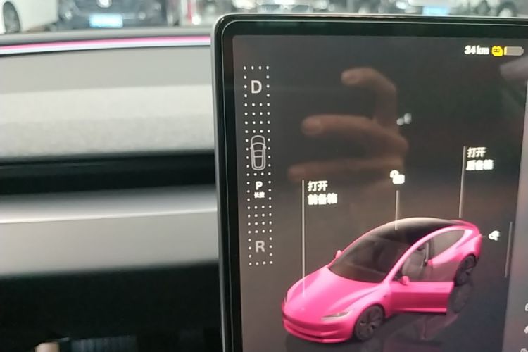 Tesla Model 3 2024 #14 Tesla Model 3 2024 car image #14