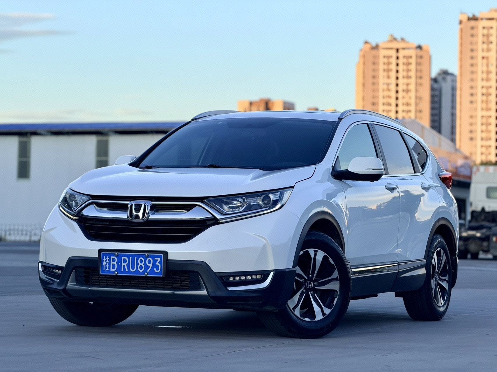 Honda CR-V 2017 Honda CR-V 2017 car image