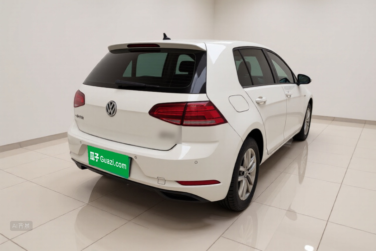 Volkswagen Golf 2019 car image #7