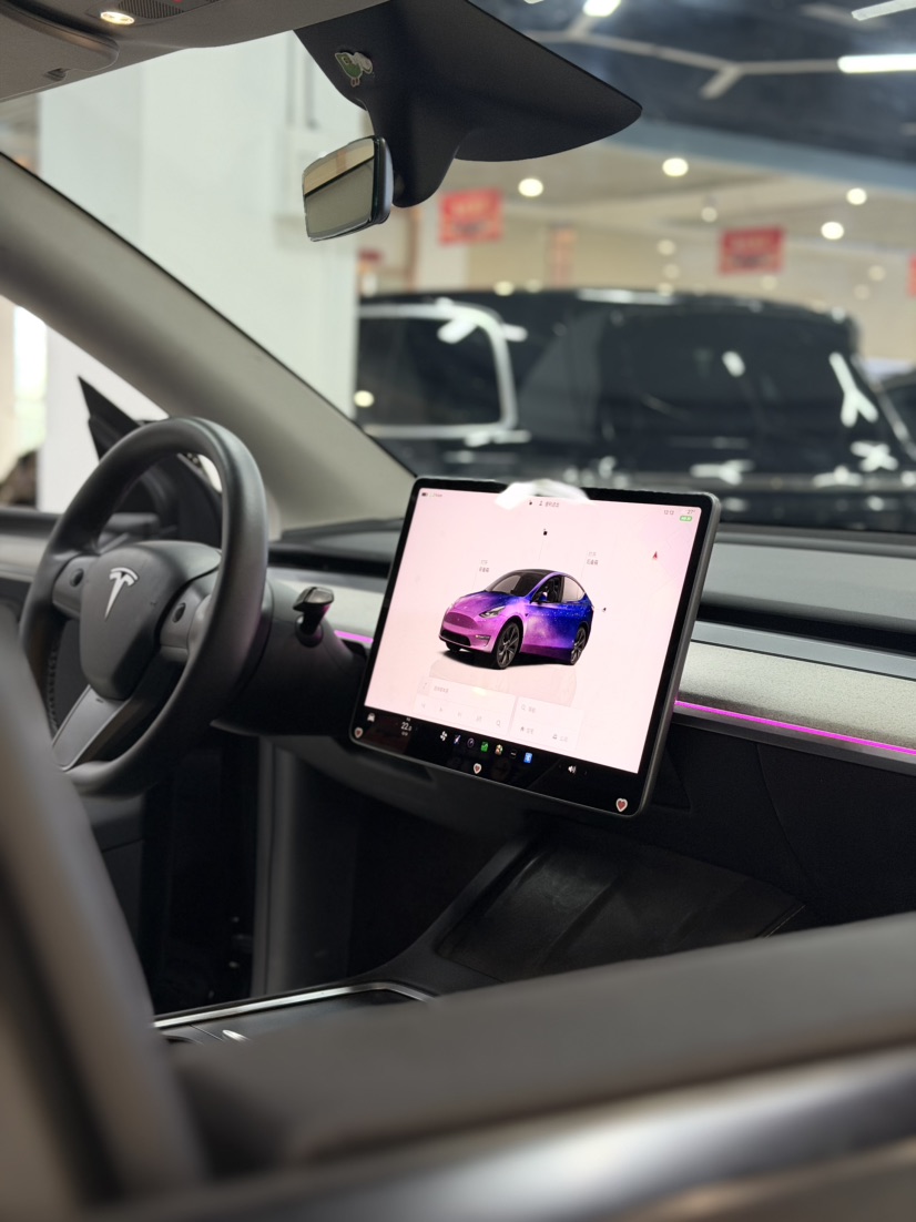 Tesla Model Y 2024 #7 Tesla Model Y 2024 car image #7
