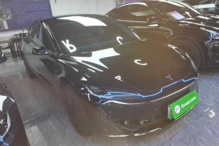 Tesla Model 3 2023 #6 Tesla Model 3 2023 immagine di auto #6