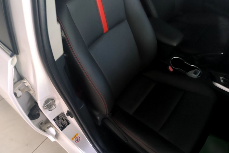 Toyota Corolla 2018 #24 Toyota Corolla 2018 car image #24