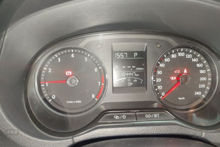 Volkswagen Polo 2015 car image #13