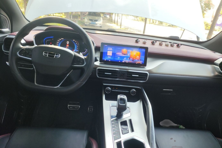 GEELY Coolray 2021 #10 GEELY Coolray 2021 car image #10