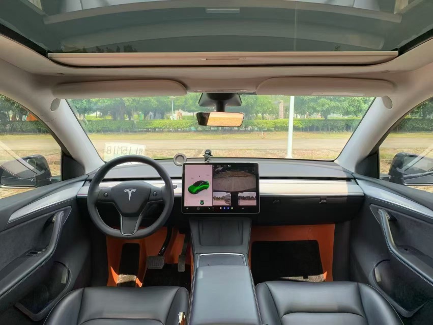 Tesla Model Y 2024 #5 Tesla Model Y 2024 immagine di auto #5