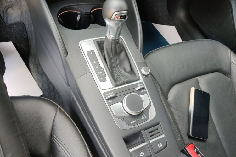 Audi A3 2018 #14 Audi A3 2018 car image #14