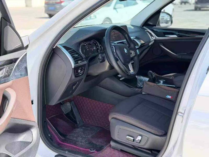 BMW X3 2019 #4 BMW X3 2019 car image #4